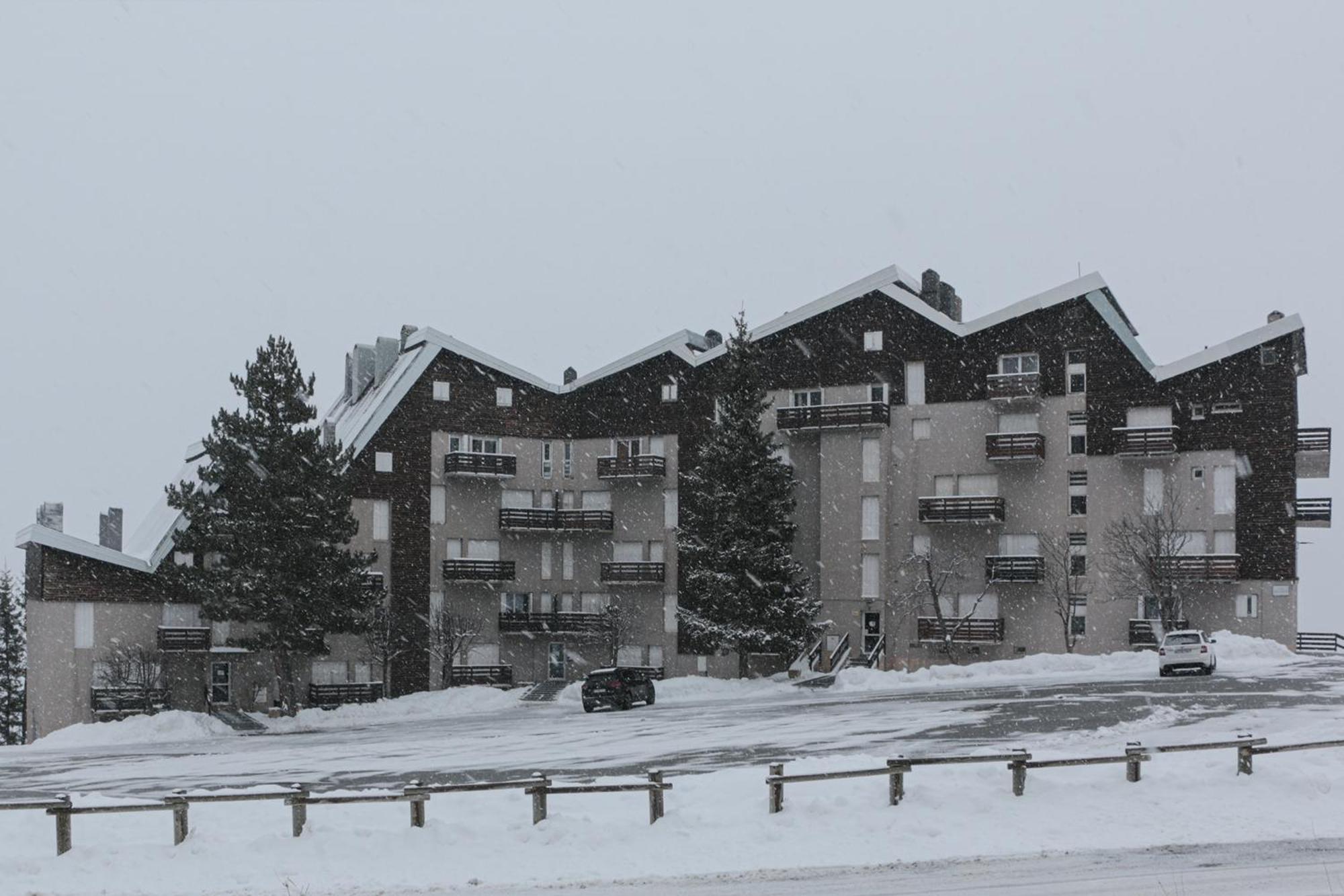 Soleil Et Montagne - Au Pied Station Les Angles Apartment Exterior foto